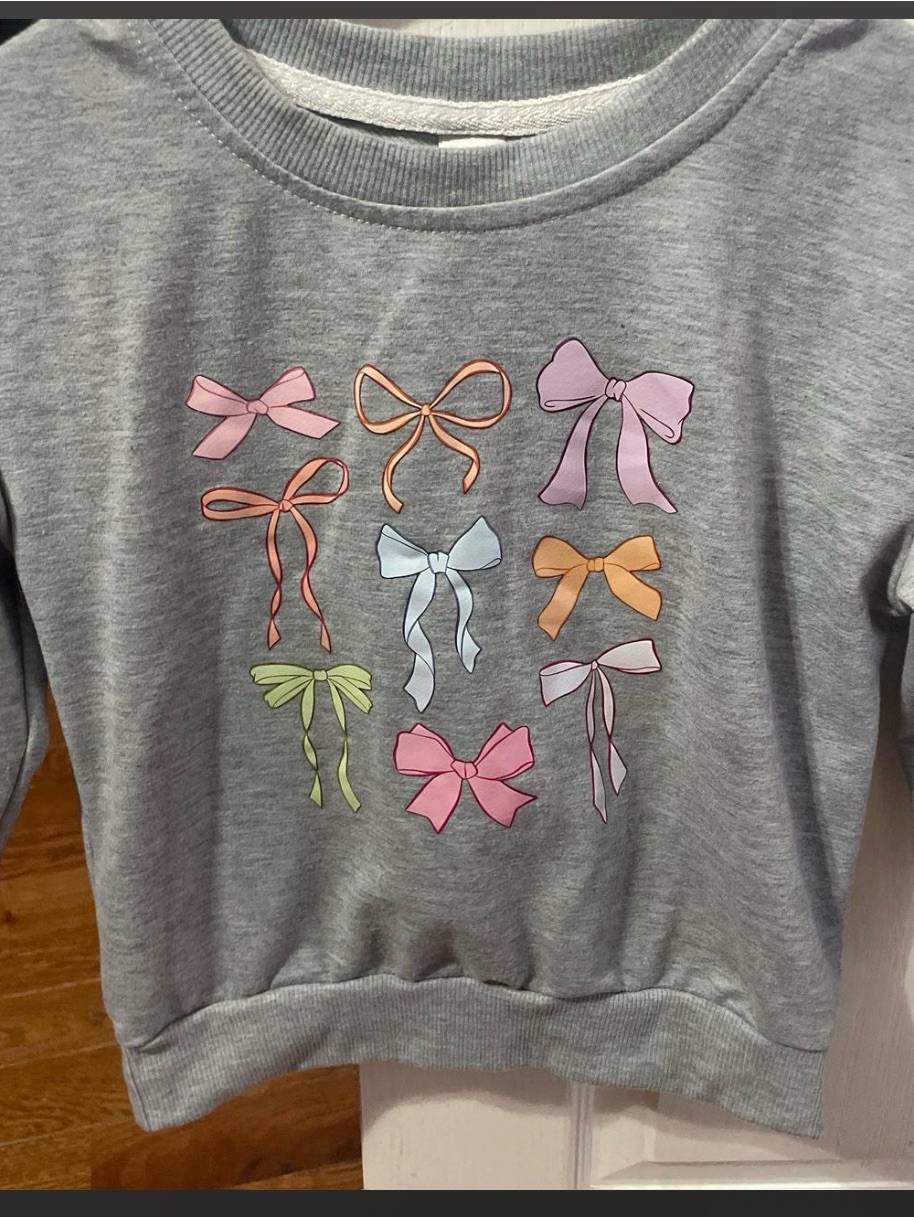 Girls' Gray Sweatshirt With Pastel Bow Prints